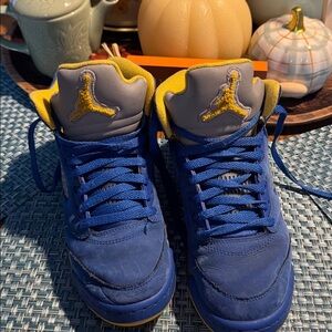 Nike Air Jordan 5 Retro Laney Varsity Royal Y7 or Womens 8.5 AJ5